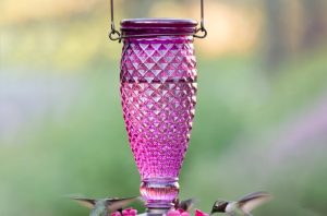 Glass hummingbird feeder - Purple Diamond