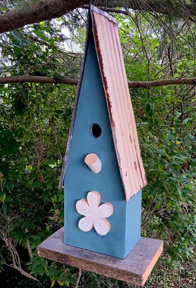 Rustic bird house-Tall daisy teal