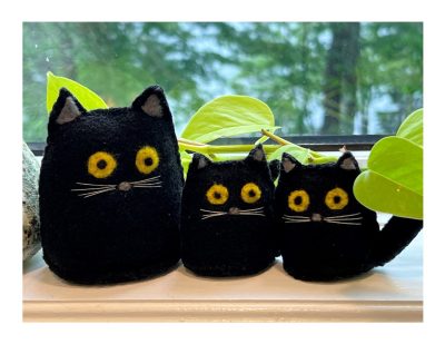 DIY Felt Maud Lewis inspired Three Black Cats Sewing Kit - Image 2
