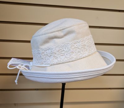 Natural with lace band