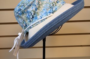 Soft blue with daisies